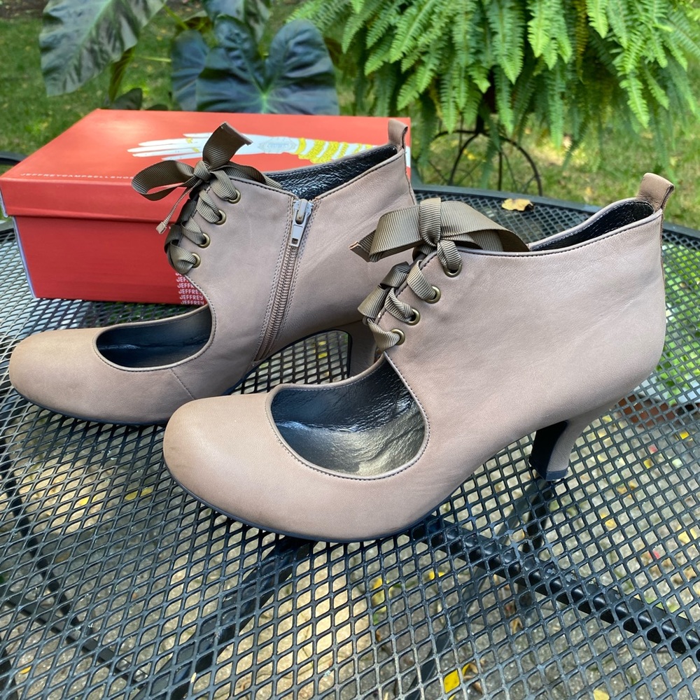 Taupe ankle boot, side zipper, ribbon or shoelace tie. Women’s 11. 2 1/2 in heel